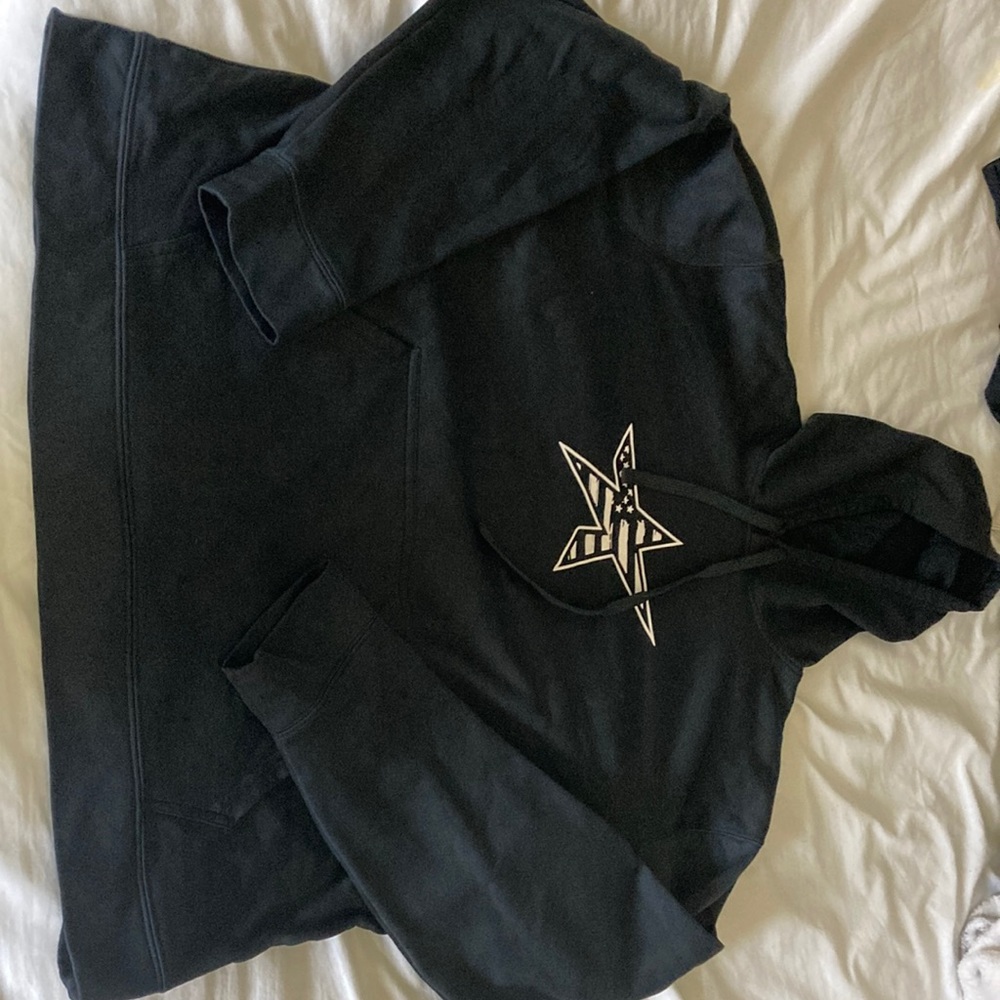 black dune starts and stripes pull over hoodie